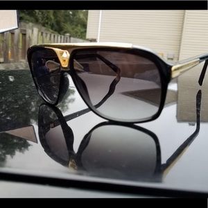 Louis Vuitton Aviator Sunglasses